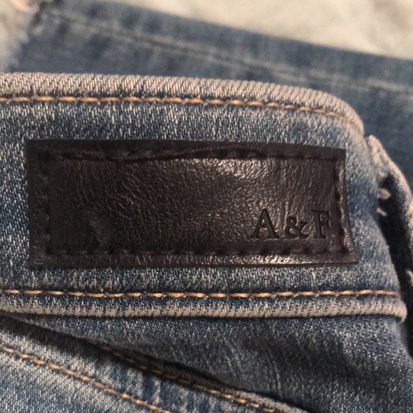 Abercrombie and Fitch floral Borderie jeans size 28/6 - Picture 15 of 15